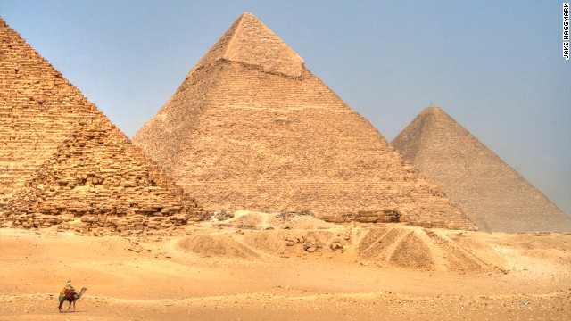  Pyramids of Giza, Egypt